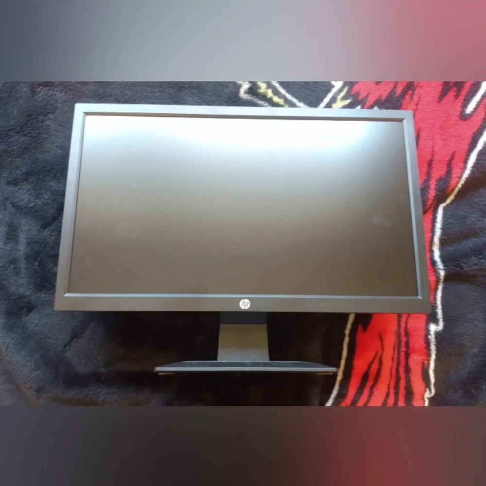 HP MONITOR